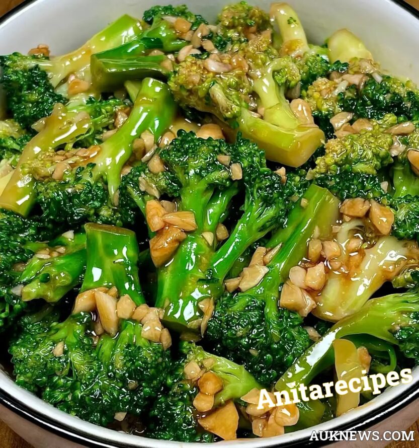 Broccoli with Garlic Sauce