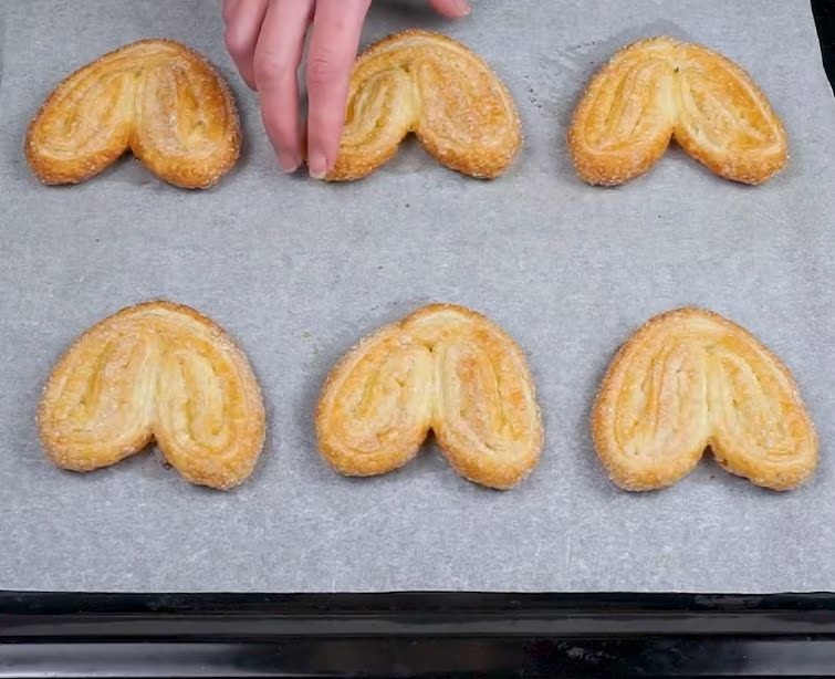 Palmiers: the delicious dessert recipe for buttery