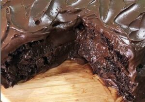 Creamy Chocolate Cake with Sauce