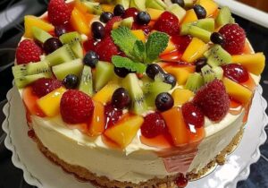 White Chocolate Strawberry Cheesecake