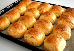 Poppy Seed Cheddar Bread