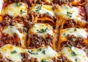 Cheesy Beef Pizza Casserole