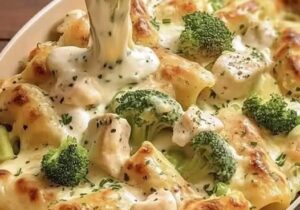 Chicken and Broccoli Baked Alfredo