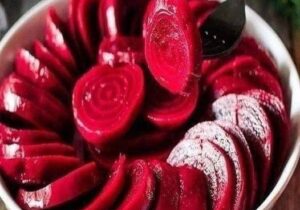 Revitalizing Beet and Lemon Juice