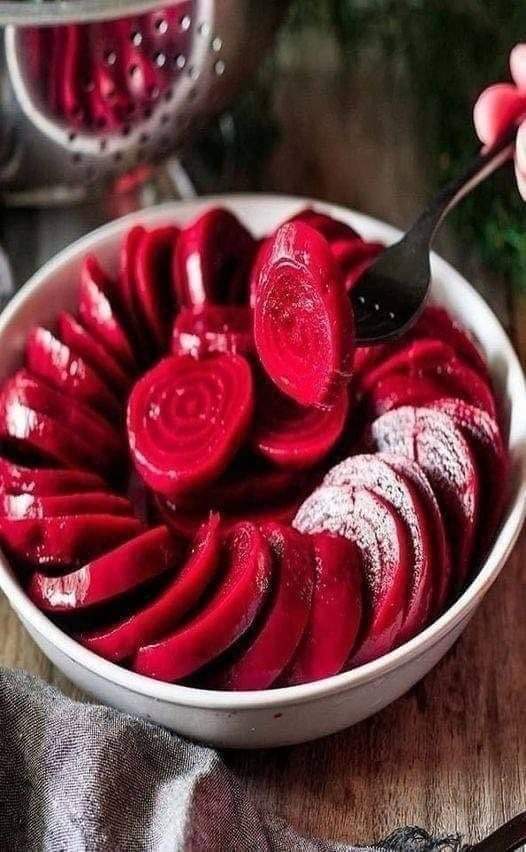 Revitalizing Beet and Lemon Juice