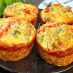 Savory Oatmeal Muffins with Cheese and Vegetables