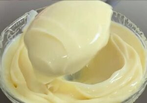 2-ingredient lemon cream recipe