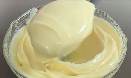 2-ingredient lemon cream recipe
