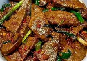 Fried Pork Liver with Ginger and Chili