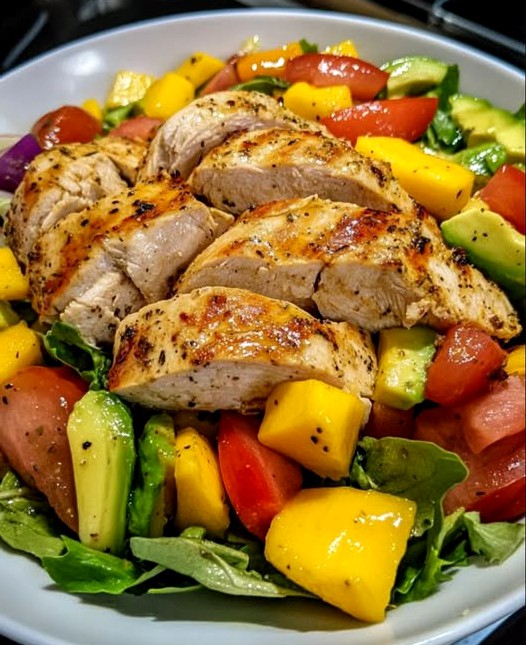 Grilled Chicken Mango Salad